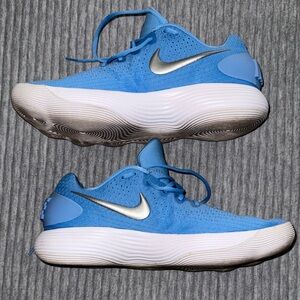 Nike Light Blue and Silver Athletic Shoes